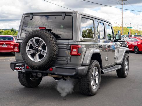 Used 2020 Jeep Wrangler Unlimited Sahara AWD/4WD image 10