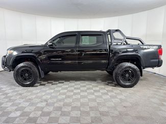 Used 2016 Toyota Tacoma TRD Sport video 2