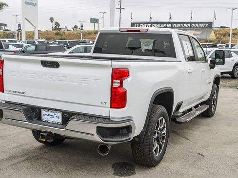 Used 2025 Chevrolet Silverado 2500 LT AWD/4WD image 9