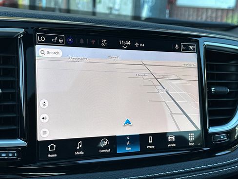 New 2026 Chrysler Pacifica Limited w/ S Appearance Package image 20