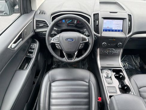 Used 2020 Ford Edge SEL w/ Convenience Package image 16