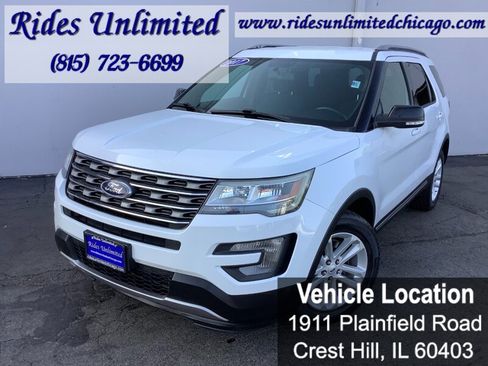 Used 2017 Ford Explorer XLT FWD image 2