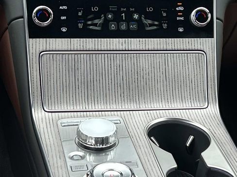 New 2026 Genesis GV80 3.5T Prestige AWD/4WD image 28