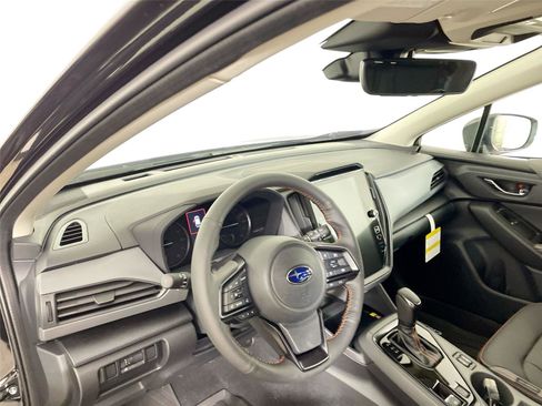 New 2026 Subaru Crosstrek 2.5i Limited w/ Crosstrek Mirror Package image 9