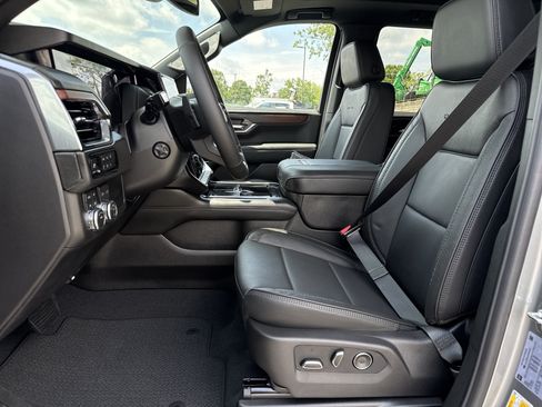 New 2026 GMC Yukon Denali w/ Sun & Power Step Package AWD/4WD image 16