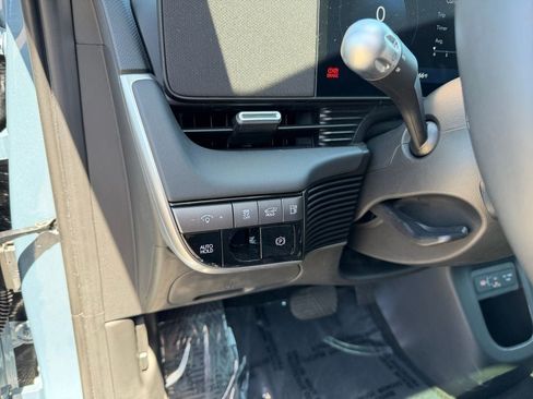 Used 2025 Hyundai Ioniq 5 Limited AWD/4WD image 19