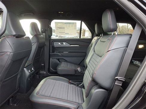 New 2026 Ford Explorer ST-Line image 8