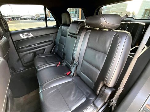 Used 2015 Ford Explorer Sport w/ Equipment Group 401A image 11