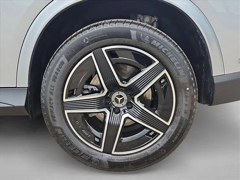 New 2026 Mercedes-Benz GLC 300 image 10