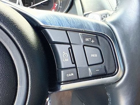 Used 2018 Jaguar F-TYPE R w/ Suedecloth Interior Package AWD/4WD image 32
