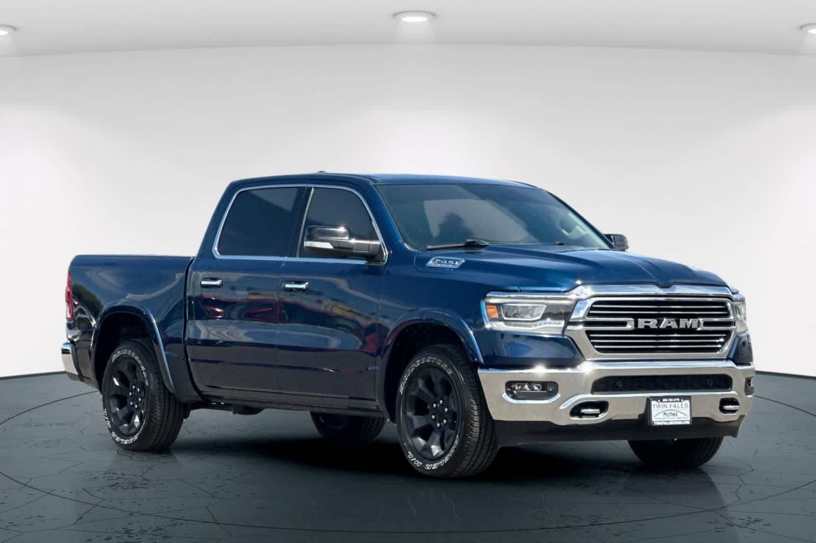 Used 2022 RAM 1500 Laramie AWD/4WD image 5