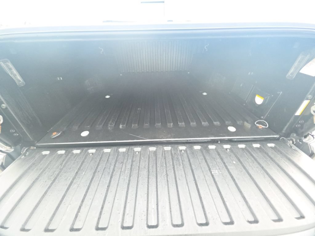 Used 2022 Toyota Tacoma TRD Sport AWD/4WD image 7