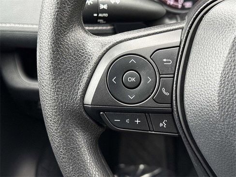 Used 2025 Toyota RAV4 XLE image 25