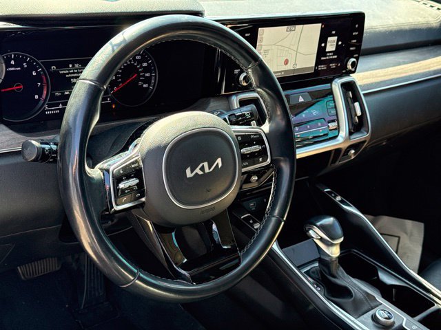 Used 2023 Kia Sorento EX w/ Panoramic Sunroof Package FWD image 35