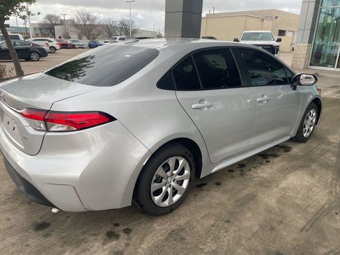 Used 2026 Toyota Corolla LE image 17