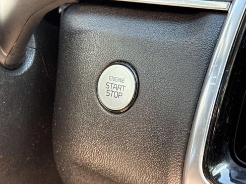 Used 2023 Kia Sorento SX Prestige AWD/4WD image 20