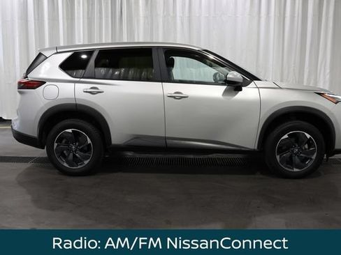 Certified 2024 Nissan Rogue SV AWD/4WD image 2