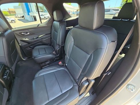 Used 2023 Chevrolet Traverse LT AWD/4WD image 26