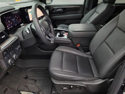 Certified 2025 Chevrolet Tahoe Z71 w/ Z71 Off-Road Package image 31