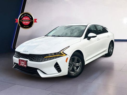 Used 2022 Kia K5 LXS FWD image 1