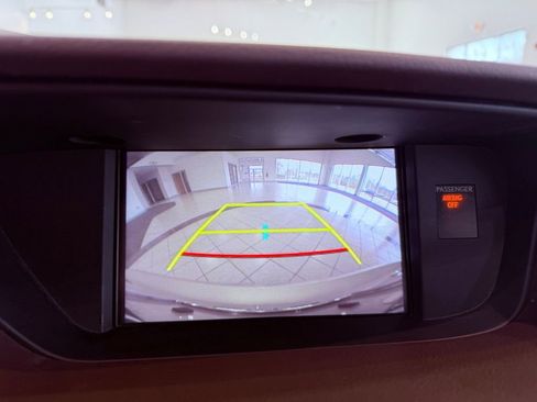 Used 2018 Lexus ES 300h image 24