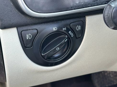 Used 2010 Saab 9-3 Aero w/ Aero Premium Package image 34