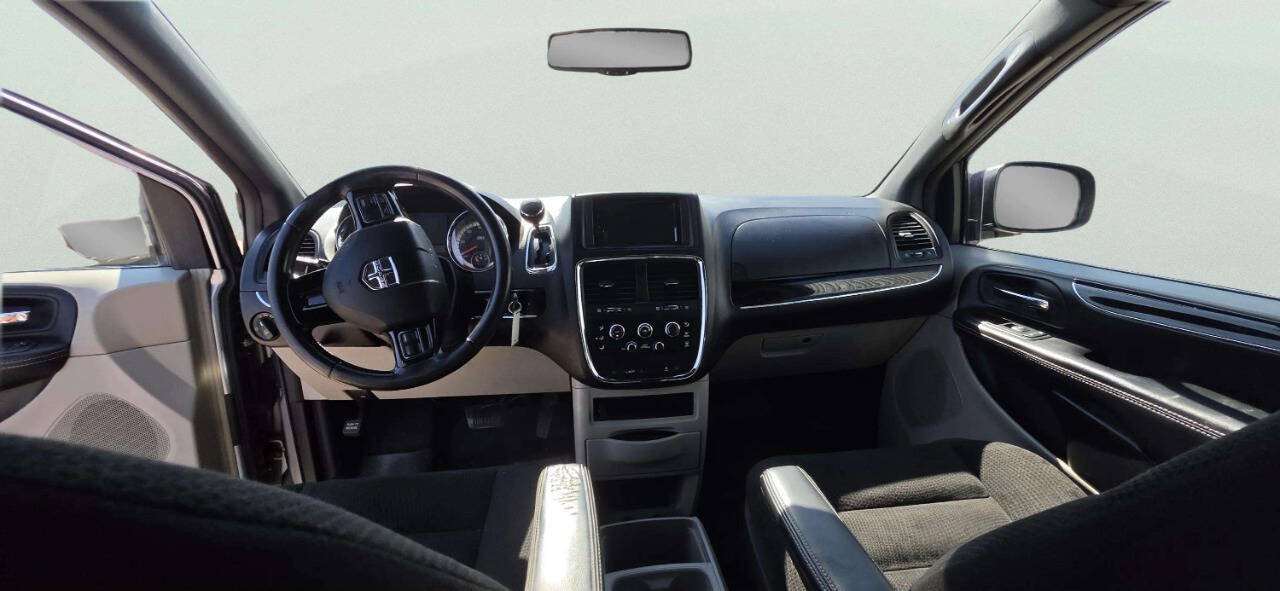 Used 2014 Dodge Grand Caravan SE FWD image 8