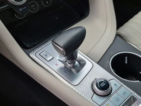 Used 2023 Genesis G70 2.0T w/ Sport Prestige Package RWD image 23