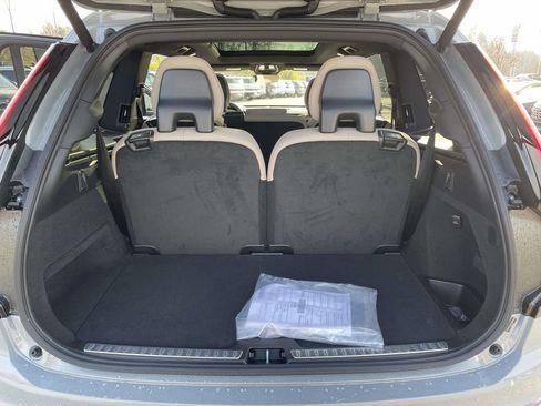 New 2026 Volvo XC90 B5 Core AWD/4WD image 31