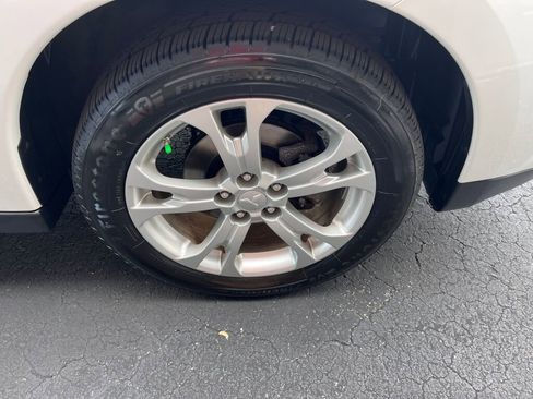 Used 2014 Mitsubishi Outlander GT image 33