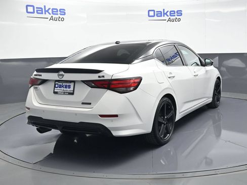 Used 2023 Nissan Sentra SR w/ Midnight Edition Package FWD image 7