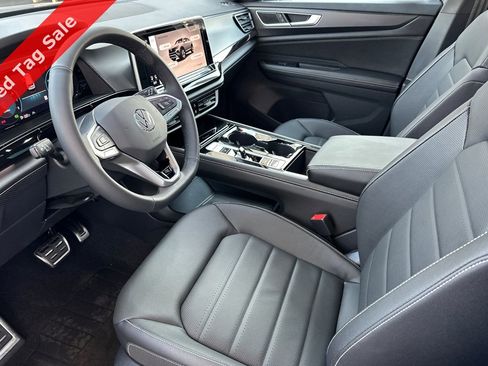 New 2025 Volkswagen Atlas Cross Sport SEL R-Line image 7