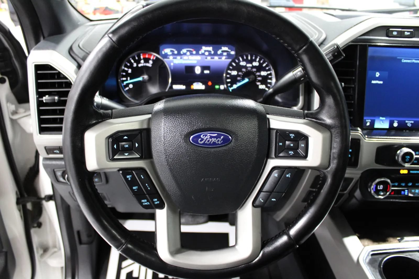 Used 2022 Ford F250 Lariat w/ Tremor Off-Road Package AWD/4WD image 8