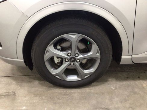 Used 2023 Ford Escape ST-Line w/ Tech Pack #1 image 8