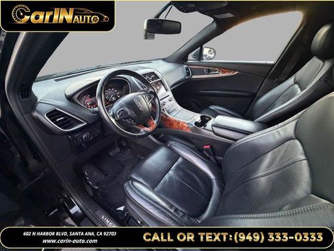 Used 2016 Lincoln MKX Reserve w/ Cargo Accessories Package image 9