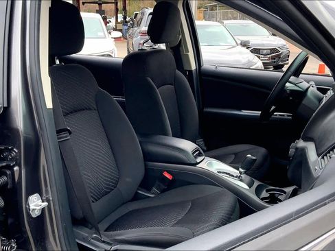 Used 2018 Dodge Journey SE w/ Popular Equipment Group image 8
