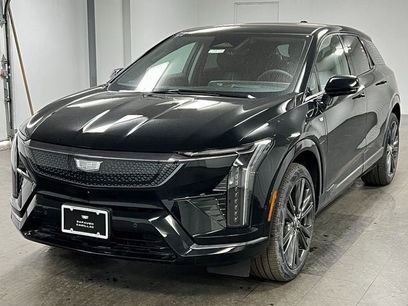 New 2025 Cadillac Optiq Sport 2 w/ LPO, Floor Liner Package
