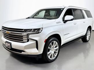 Used 2022 Chevrolet Suburban High Country w/ Premium Package 2 AWD/4WD video 1