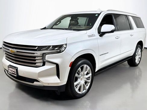 Used 2022 Chevrolet Suburban High Country w/ Premium Package 2 AWD/4WD image 1