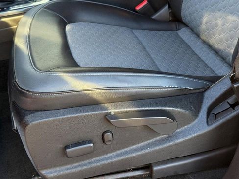 Used 2016 Chevrolet Colorado Z71 image 23