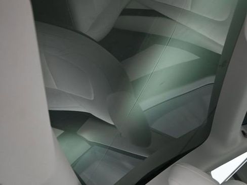 Used 2021 Tesla Model 3 Standard Range Plus image 20