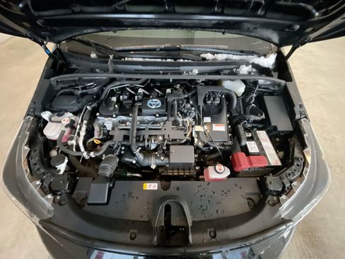 Used 2021 Toyota Corolla LE w/ Carpet Mat Package (TMS) image 25