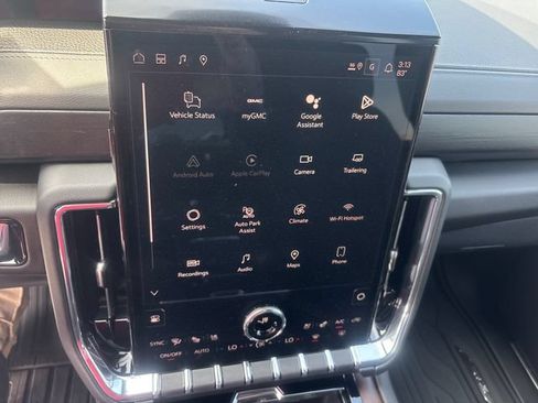 New 2026 GMC Yukon XL Denali w/ Denali Reserve Package AWD/4WD image 20