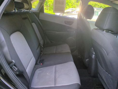 Used 2018 Hyundai Kona SEL AWD/4WD image 25