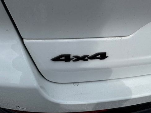 Used 2023 Jeep Grand Cherokee Altitude image 39