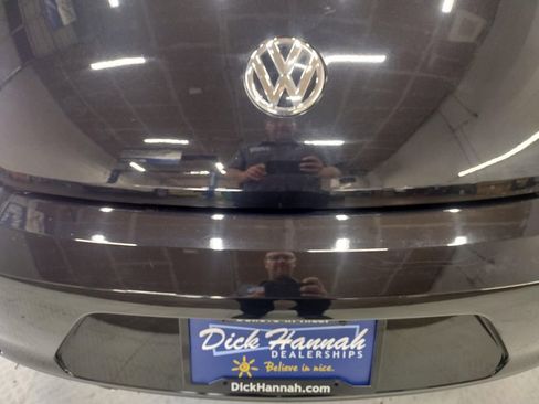 Used 2013 Volkswagen Beetle 2.5 Fender FWD image 15