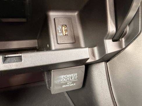 Used 2016 Honda Accord LX image 19