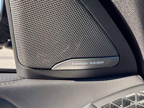 New 2026 BMW X6 xDrive40i w/ Climate Comfort Package image 10