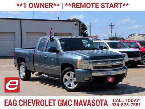 Used 2008 Chevrolet Silverado 1500 LT w/ Texas Edition RWD image 1
