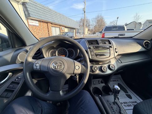 Used 2010 Toyota RAV4 Sport image 13